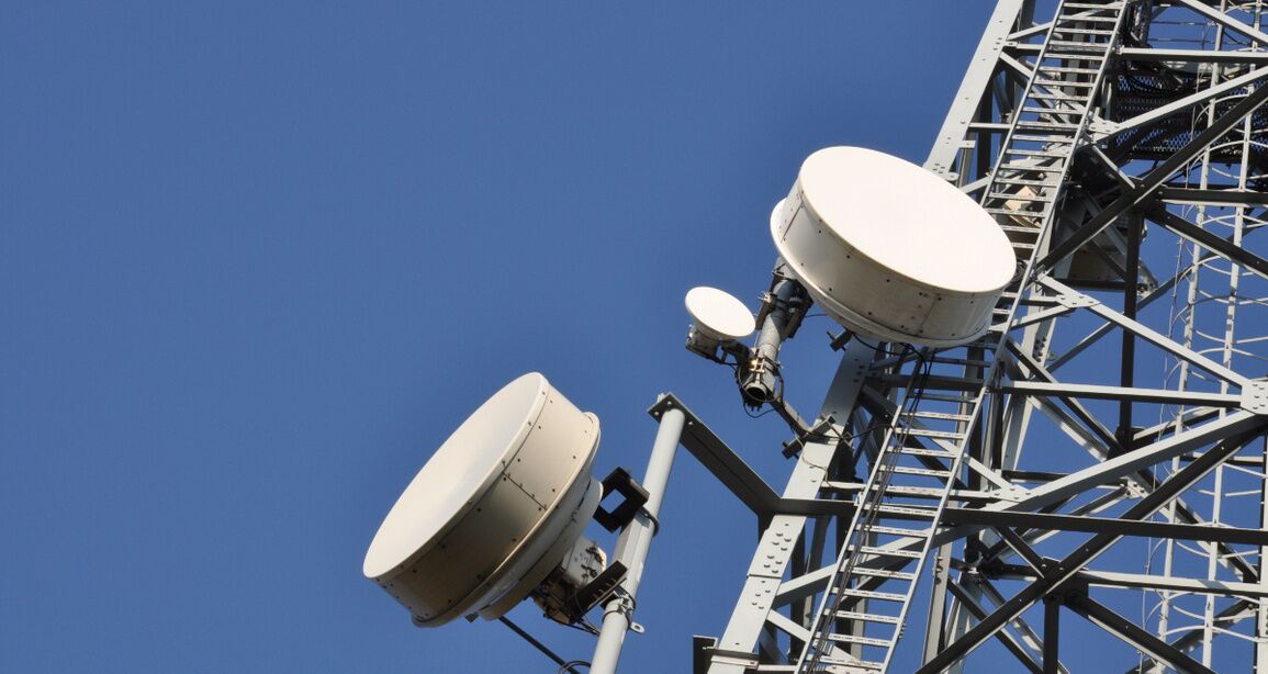 La extensión de redes celulares vía satélite: un elemento clave para impulsar la conectividad en América Latina